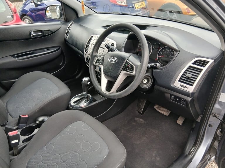 2011 Hyundai i20 1.4 Comfort 5dr Auto HATCHBACK PETROL Automatic
