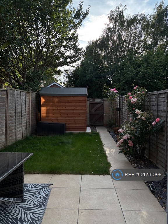 2 bedroom house in Beaver Road, Allington, Maidstone, ME16 (2 bed) (#2656098)