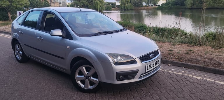 CHEAP FORD FOCUS AUTOMATIC NEEDS SOME WORK LOW MILEAGE LONG MOT NEW PARTS ASTRA