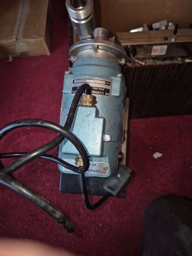 Beer pump and accessories all sorts 