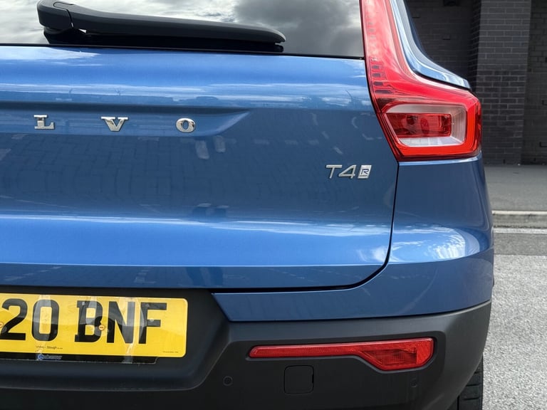 2020 Volvo XC40 2.0 T4 R DESIGN Pro 5dr Geartronic ESTATE Petrol Automatic