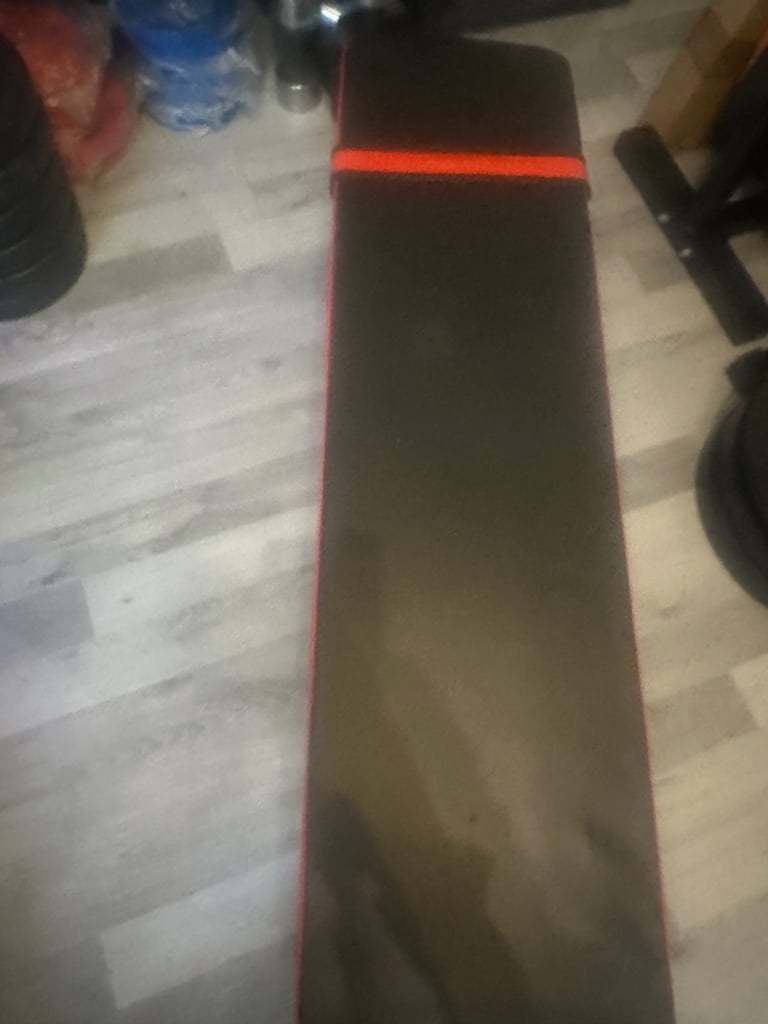 Flat weight bench 