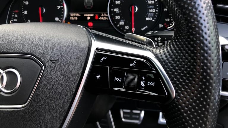 2019 Audi A6 Avant Black Edition 45 TFSI quattro 245 PS S tronic Automatic Saloon Petrol Automatic