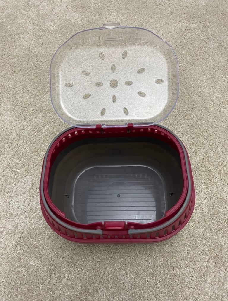 Pets At Home Small Pet Carrier ( hamster/gerbil/ mouse) 