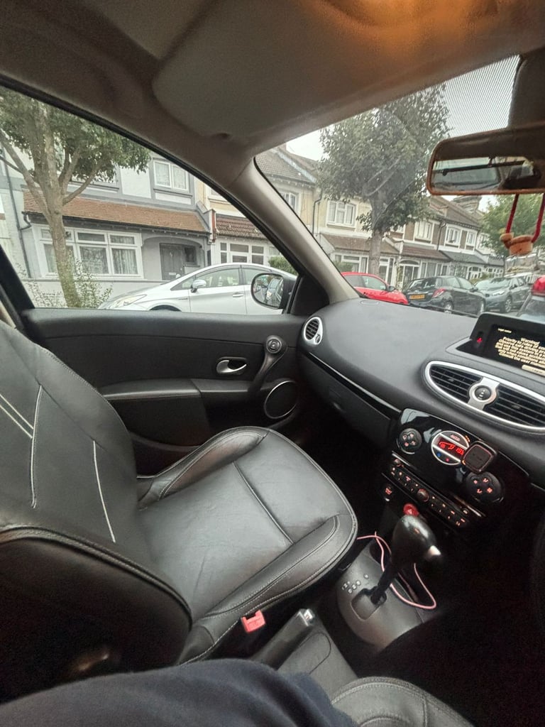 Renault, CLIO, Hatchback, 2010, Other, 1598 (cc), 5 doors