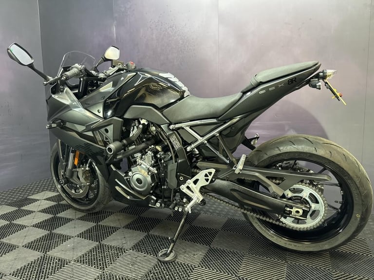 Suzuki GSX-8R 2024 74 Plate black MEGA LOW MILES