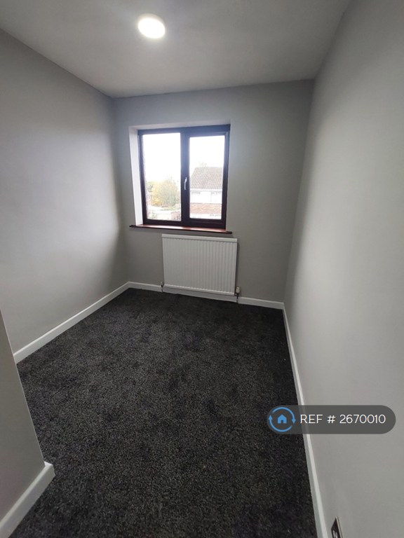 3 bedroom house in Elswick Road, Leyland, PR25 (3 bed) (#2670010)