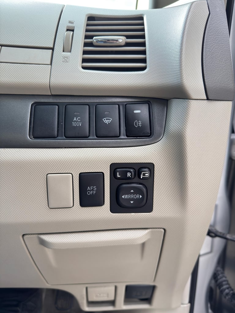 2009 Toyota Estima 2.4 E-FOUR X MPV Petrol/Electric Hybrid Automatic