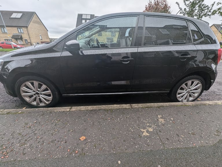 Volkswagen, POLO, Hatchback, 2011, Manual, 1.6 diese, 5 doors