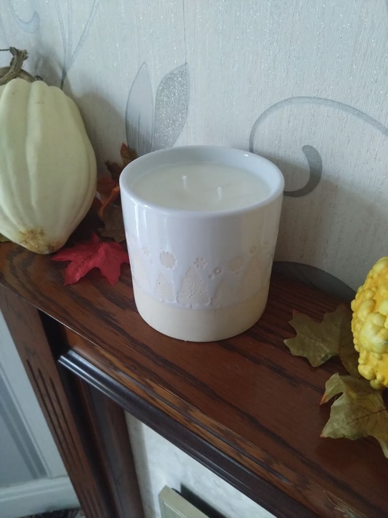 image for Ginger and Pine Needle Christmas Scented Candle