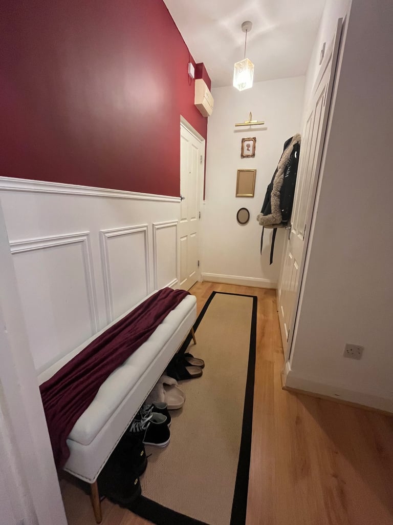 image for ✨ Ivory & Gold Storage Ottoman Bench – Tufted Velvet Seat with Lift-Up Lid