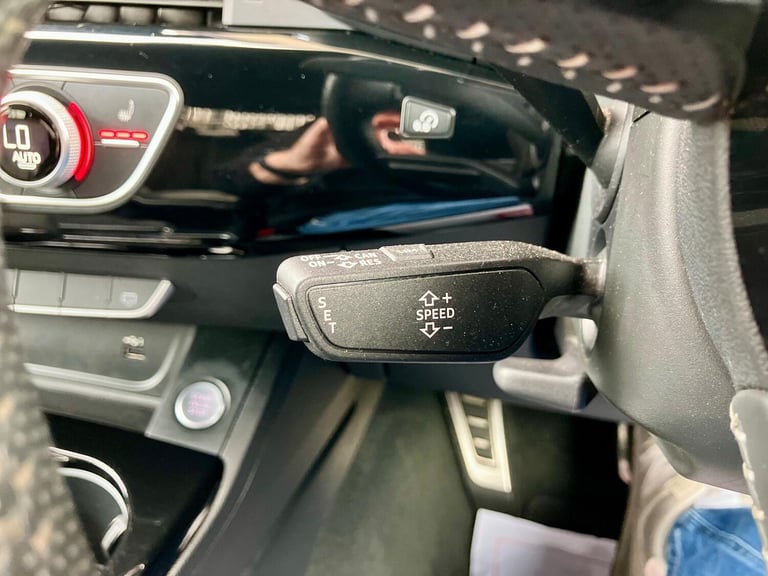 AUDI A4 2.0 TDI 30 Black Edition 2019