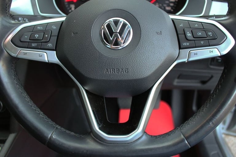 2019 69 VOLKSWAGEN PASSAT 1.6 TDI SE NAV SALOON 4DR DIESEL DSG EURO 6 (S/S) (120