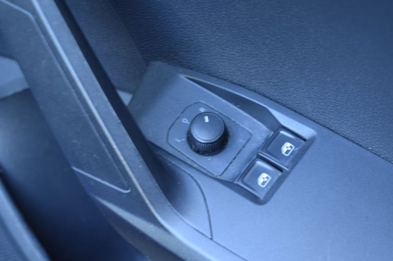 2017 SEAT Ibiza 1.0 MPI SE Hatchback 5dr Petrol Manual Euro 6 (s/s) (75 ps) Hatchback Petrol Manual