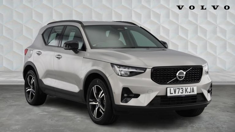 2023 Volvo XC40 Plus B4 Mild hybrid Petrol Dark Automatic SUV Hybrid Automatic