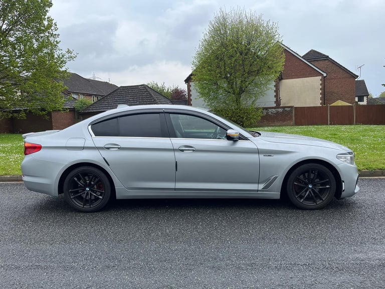 image for New shape BMW, 5 SERIES, Saloon- automatic -1995 (cc), 4 doors