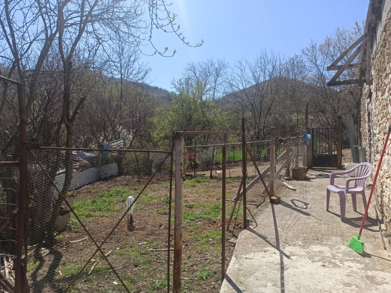 Greece - land with storage/house for sale in Central Greece close to Lake Plastira