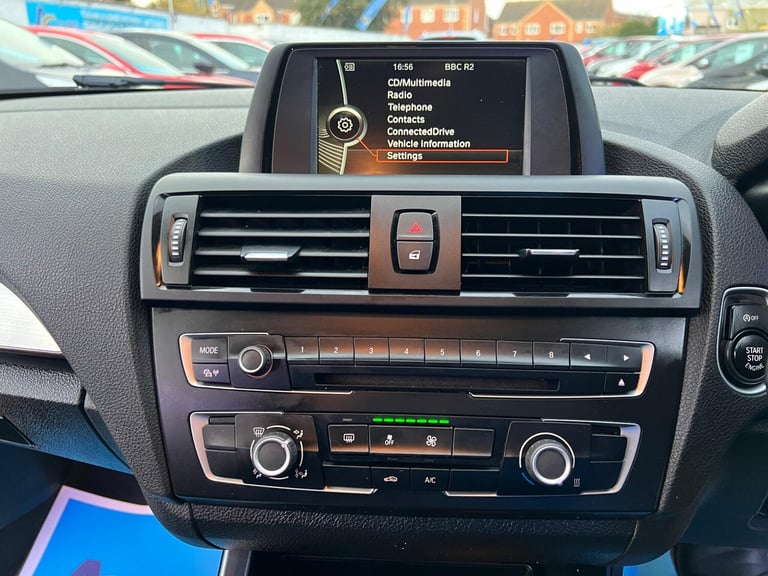 2014 BMW 1 Series 114d Sport 5dr HATCHBACK DIESEL Manual