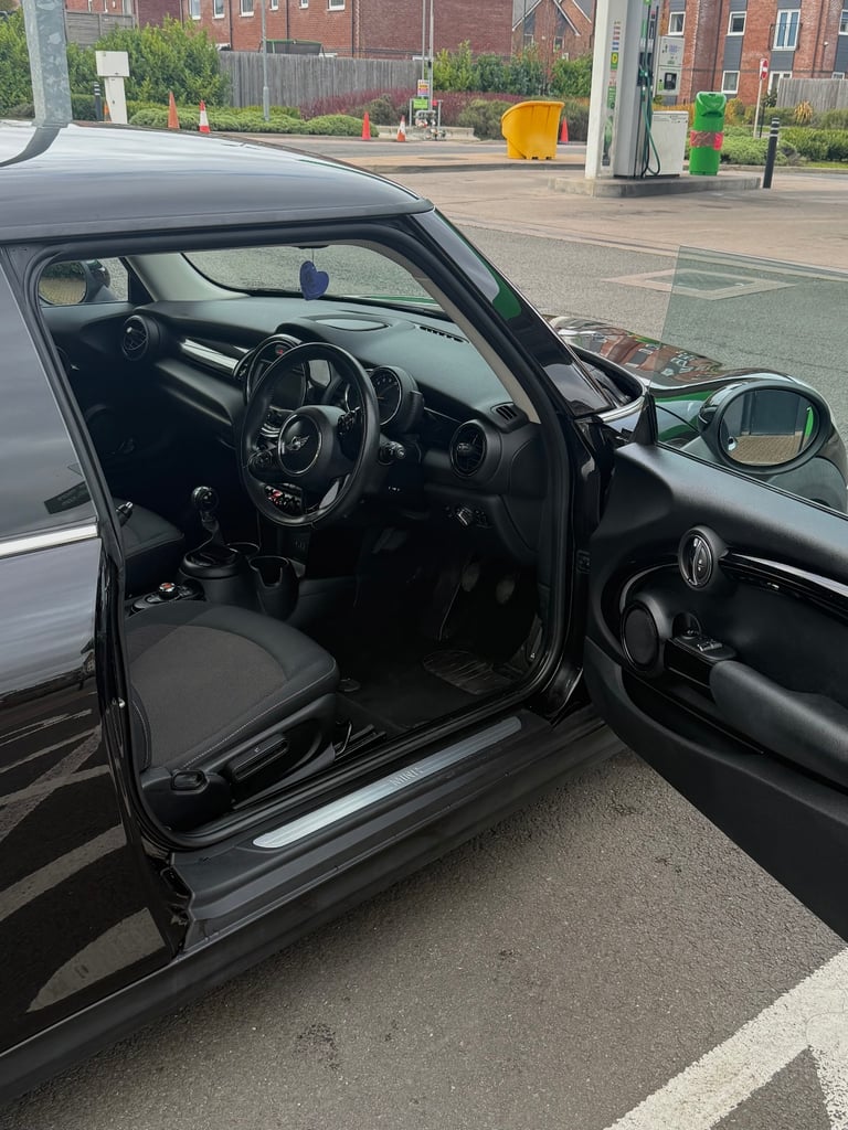 Mini, HATCHBACK, Hatchback, 2017, Manual, 1198 (cc), 3 doors