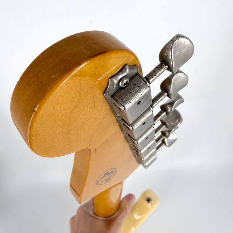 1994/95 Fender Japan Yngwie Malmsteen ST62-100YM Stratocaster - Yellow White - Trades