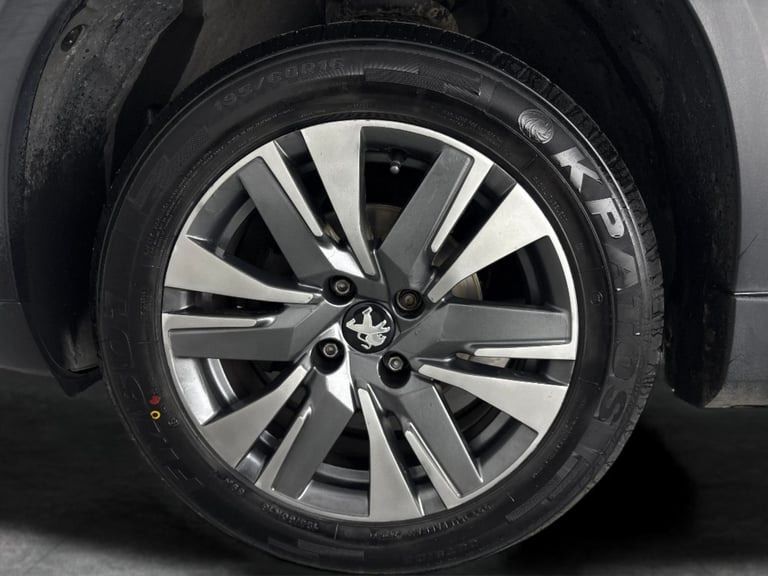 2019 Peugeot 2008 1.2 PureTech Allure Premium SUV 5dr Petrol Manual Euro 6 (s/s) (82 ps) - RE Suv...