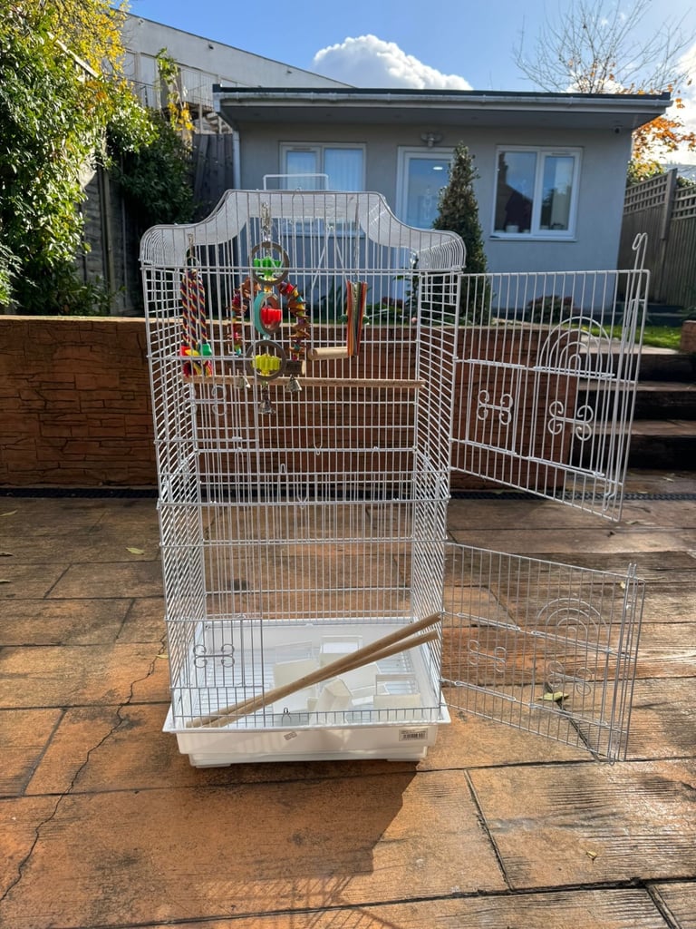 Large Bird Cage and many accessories @ London N20