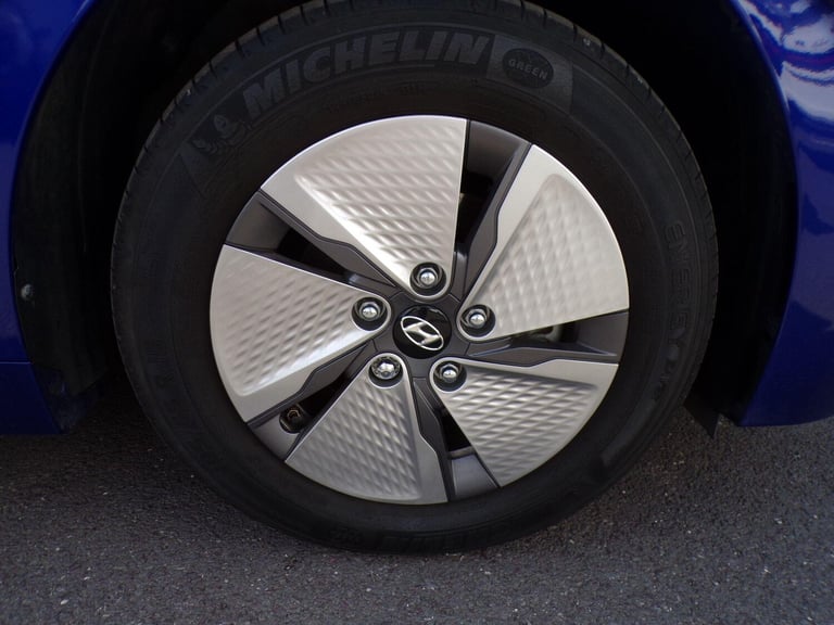 2022 Hyundai IONIQ 1.6 h-GDi Premium Hatchback 5dr Petrol Hybrid DCT Euro 6 (s/s) (141 ps) HATCHB...