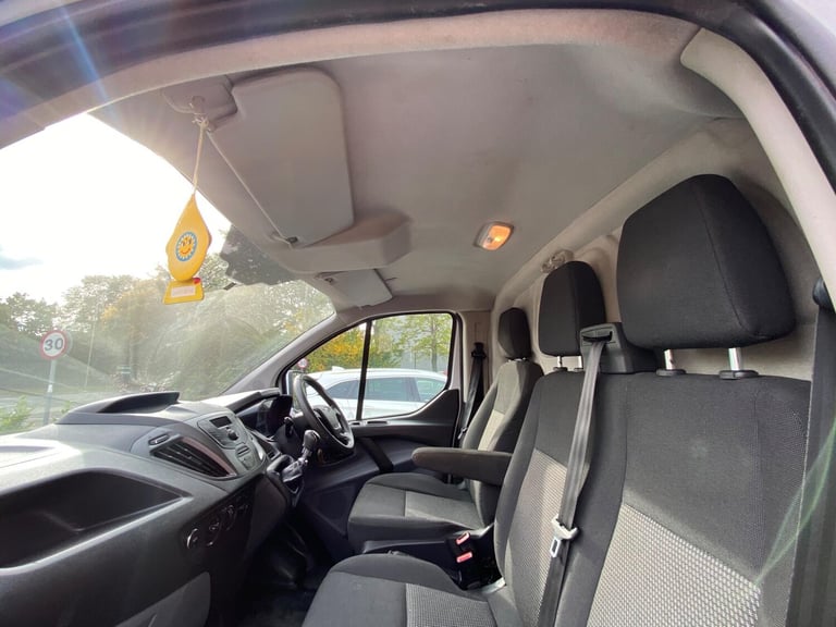 2017 Ford Transit Custom 2.0 TDCi 270 L1 H1 5dr PANEL VAN Diesel Manual