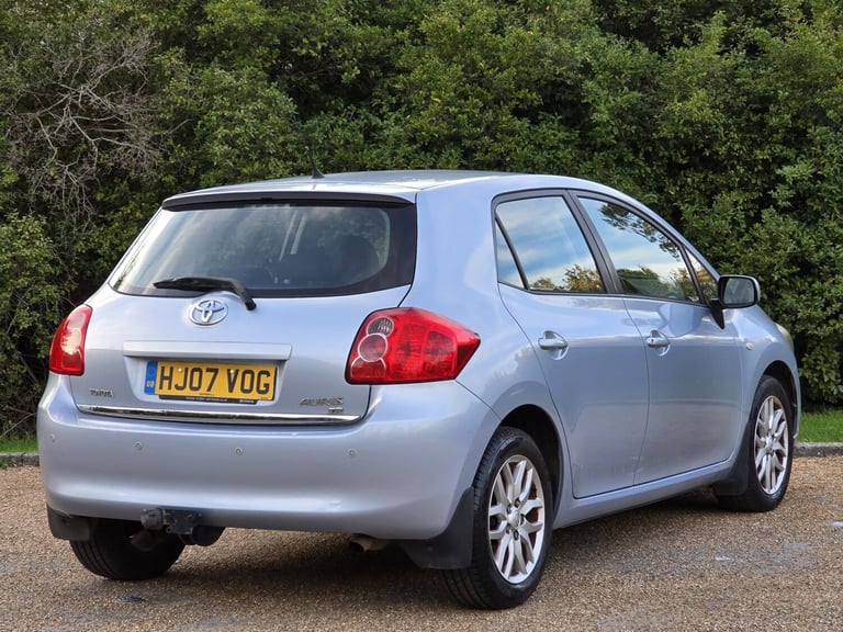 2007 Toyota Auris 1.6 Automatic VVTi TR MM 5dr . 87000 Miles . CHEAP on Fuel. GOOD Car. HATCHBACK...