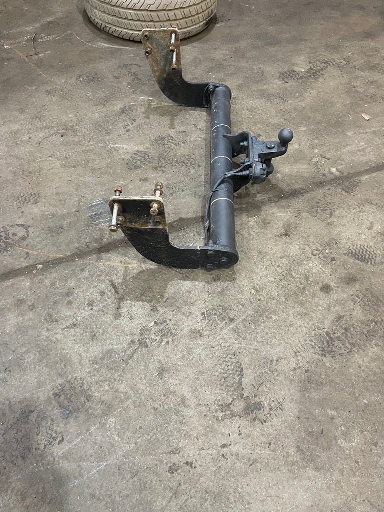 Merc Sprinter Tow Bar