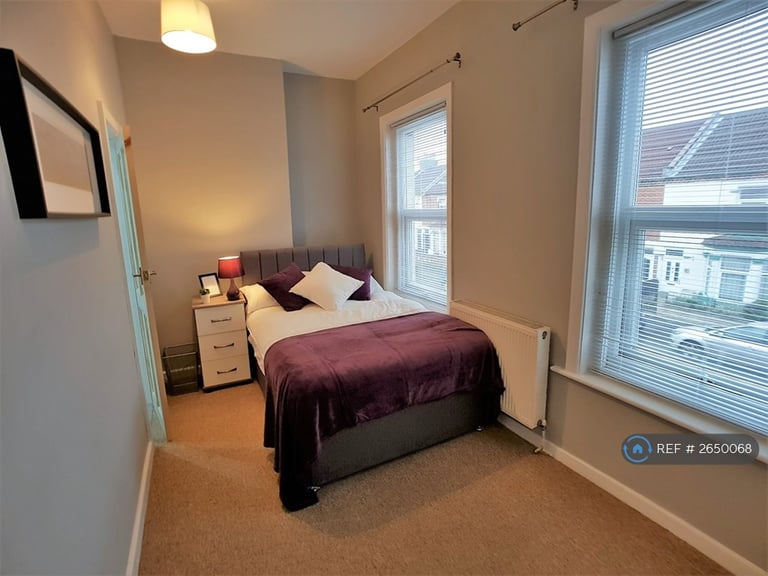 image for 1 bedroom in Shaftesbury Road, Gosport, PO12 (#2650068)