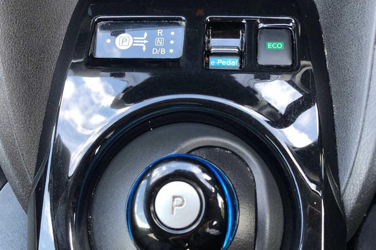 2022 Nissan Leaf 110kW Tekna 39kWh 5dr Auto HATCHBACK ELECTRIC Automatic