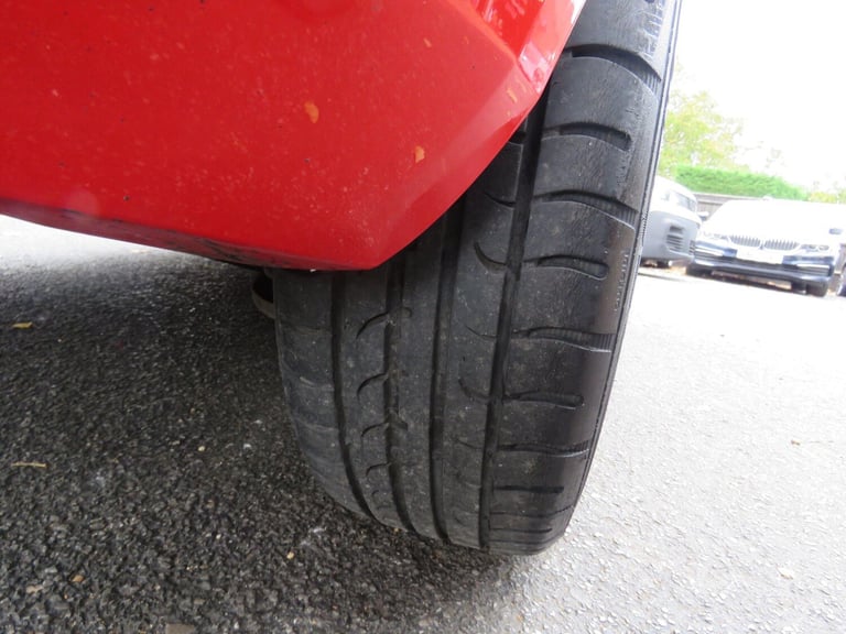 2016 Ford Fiesta 1.0T EcoBoost Zetec Euro 6 (s/s) 5dr HATCHBACK Petrol Manual