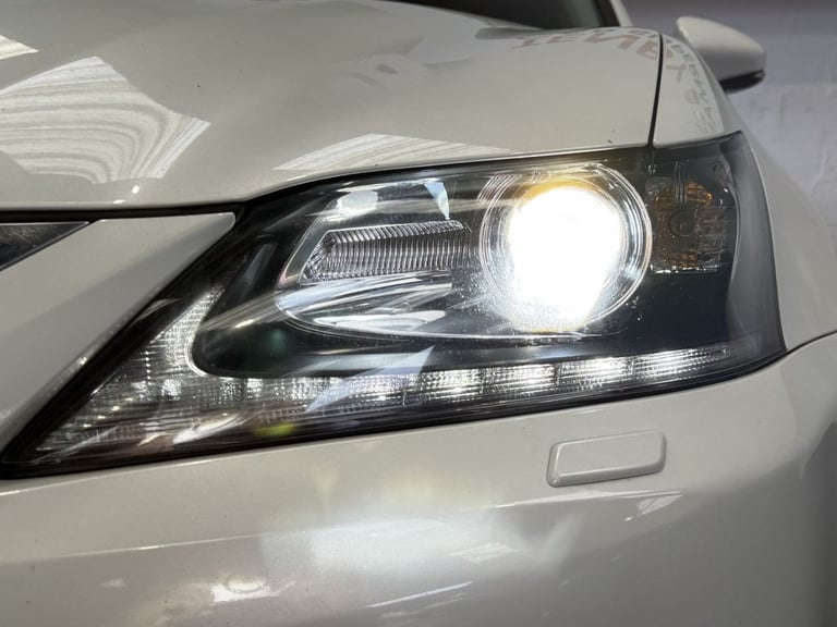 2015 Lexus GS 2.5 300h Premier Saloon 4dr Petrol Hybrid CVT Euro 5 (s/s) (223 ps) Saloon PETROL/E...