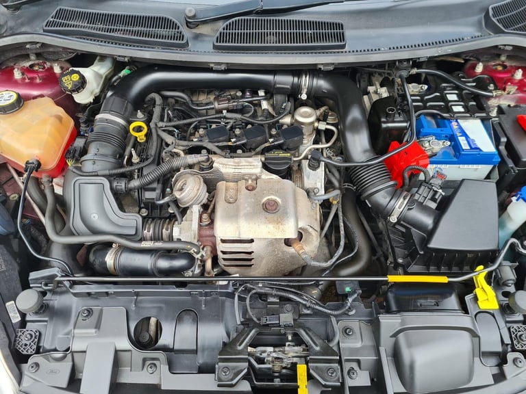 2014 Ford Fiesta 1.0 100ps EcoBoost s/s Zetec, ONLY 36,807 MILES