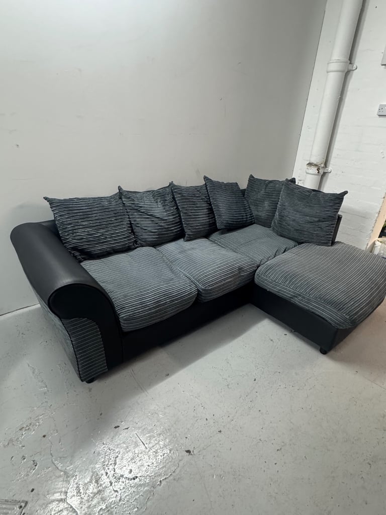 GREAT HALF CORD CORNER SOFA -DELIVERY OPTION