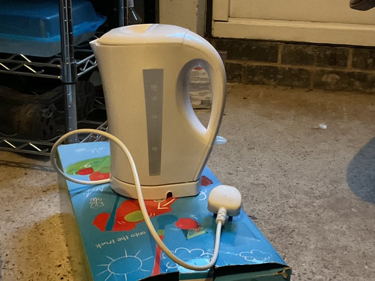image for Electric kettle full working order 