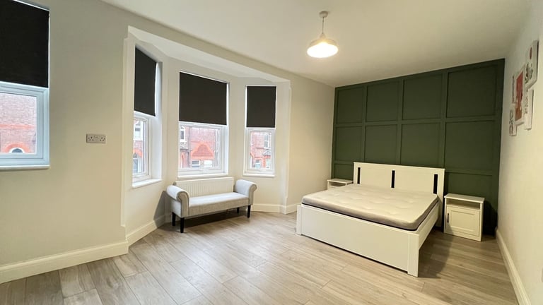 Luxury Studio En-Suite Room in Town Centre - All Bills Included