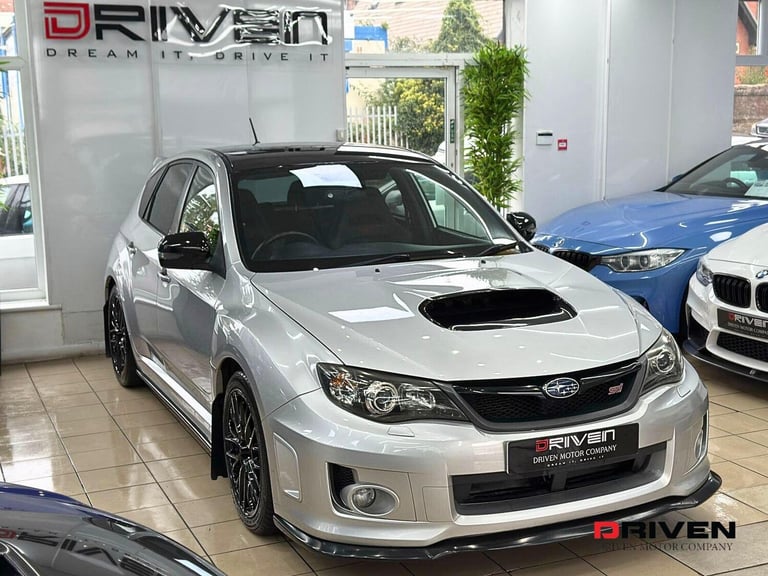 SUBARU WRX STi 2.5 TYPE UK 4DR HATCHBACK + FREE DELIVERY TO YOUR DOOR !