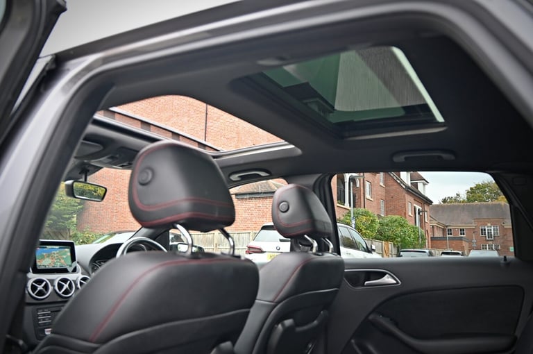 MERCEDES-BENZ B200 AMG LINE [PREMIUM] 2.1 CDI DIESEL AUTO 5DR MPV 2016 [16] GREY