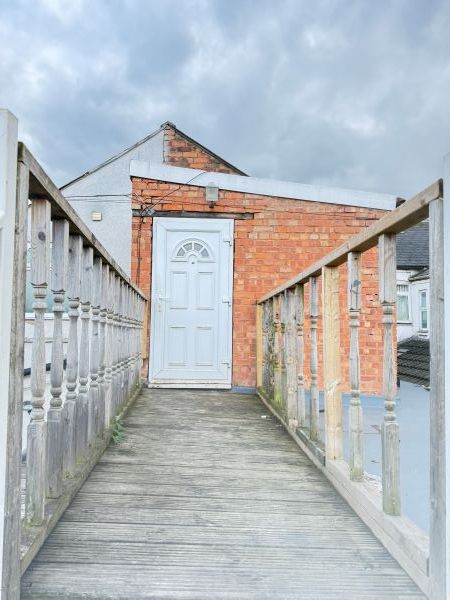 *B.C.H*-2 Bed Flat-Alum Rock Rd, BIRMINGHAM-Opposite Eden Boys Academy