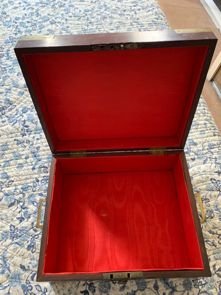 ANTIQUE VICTORIAN MILITARY CAMPAIGN BOX IN MAHOGANY AND BRASS- c. 1860 -REDUCED £75 UNTIL 4 NOVEMBER