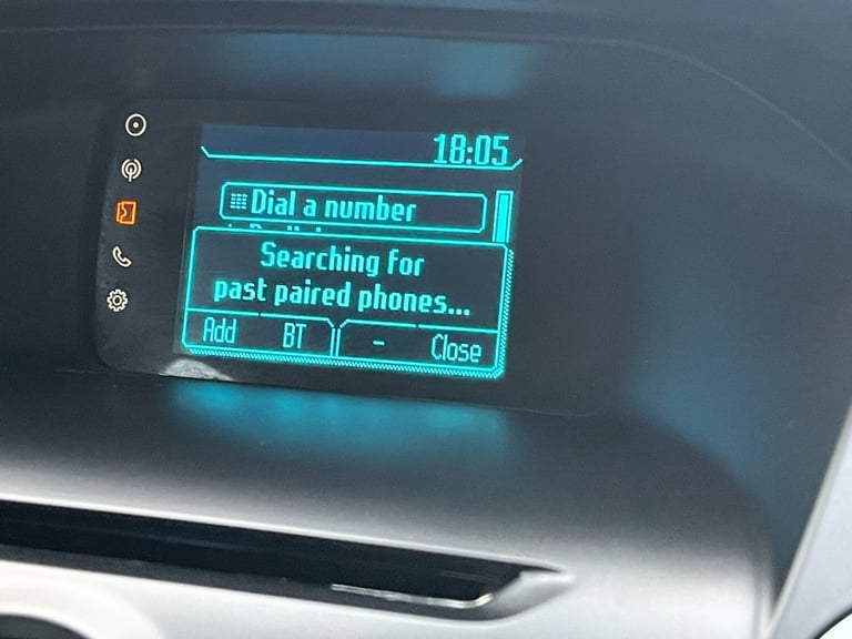 2014 Ford Focus 1.0 125 EcoBoost Zetec 5dr HATCHBACK Petrol Manual