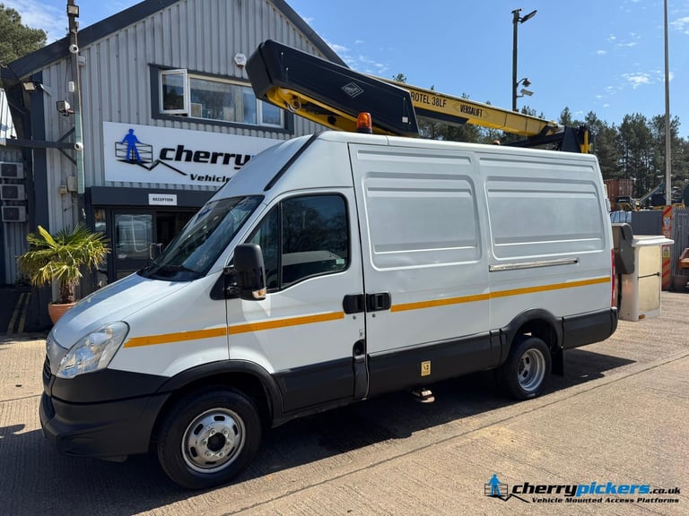 2014 Iveco Daily Versalift ET38 Access Platform Cherry Picker - 14.2 Metre