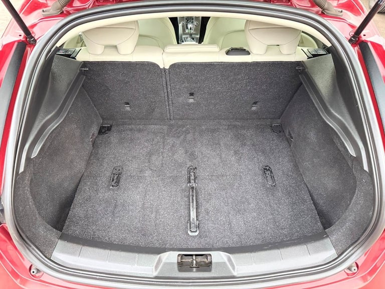 2013 Volvo V40 D3 SE 5dr Geartronic HATCHBACK Diesel Automatic