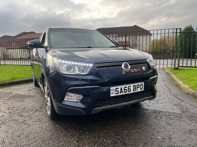 2016 Ssangyong Tivoli 1.6 ELX 5dr HATCHBACK Petrol Manual