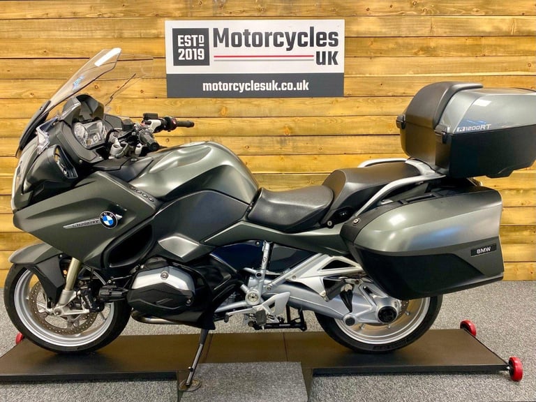 SUPERB CONDITION 2015 BMW R1200RT LE, FSH, 12 MONTHS NATIONWIDE WARRANTY