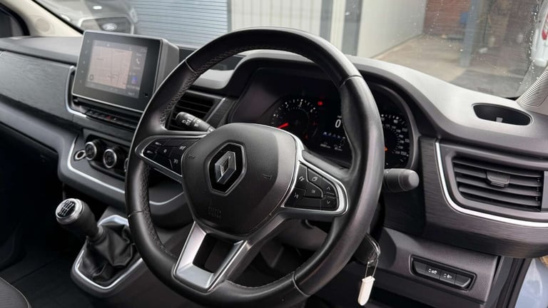 2022 Renault Trafic SL28 Blue dCi 130 Sport Van Van Diesel Manual