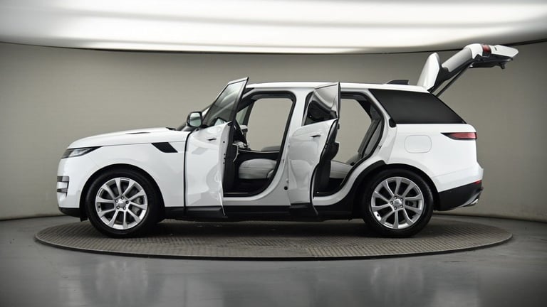 2023 Land Rover Range Rover Sport 3.0 P440e 38.2kWh SE SUV 5dr Petrol Plug-in Hybrid Auto 4WD Eur...