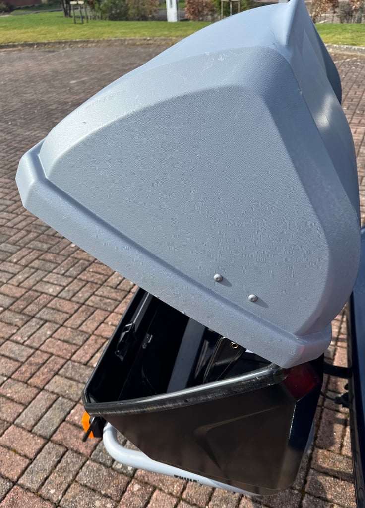 image for Thule easybase and backup box with lock camping trailer motorhome Camp 